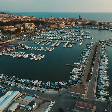 Hillary's Loft Daire Alghero