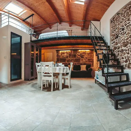Appartement Hillary S Loft Charming Stone In Old Town *
