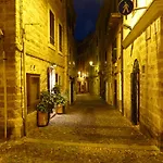 Apartman Hillary S Loft Charming Stone In Old Town *