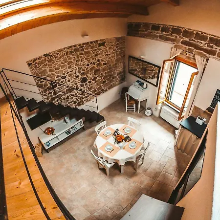 Apartman Hillary S Loft Charming Stone In Old Town Alghero